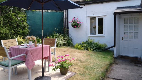 The Cottage at Weston Lawn and Patio