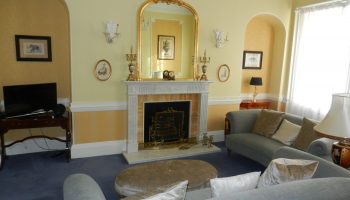 the circus living room