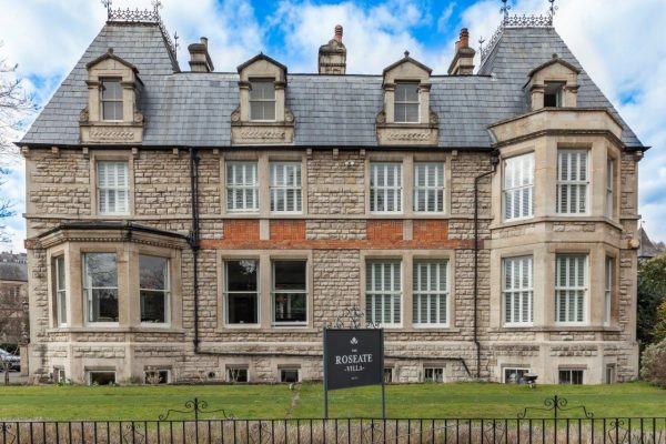 roseate villa outside