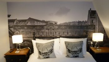 edgar double city room front view