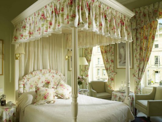 windsor townhouse bath floral